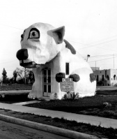 The Pup Chili Dog Stand 1930